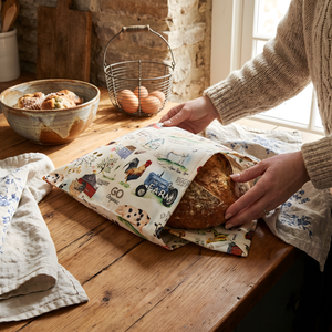 Bread bag in use