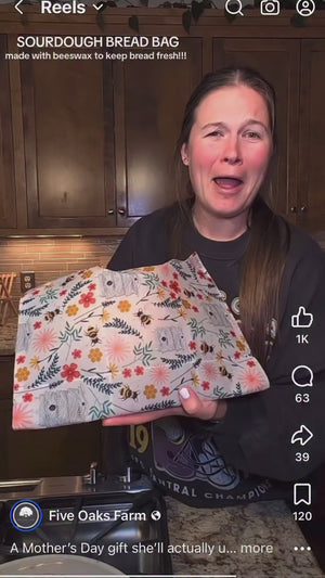 Bread bag in use